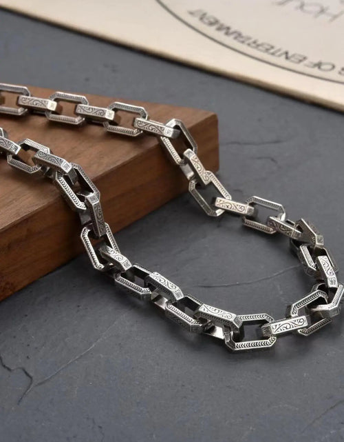 Load image into Gallery viewer, Unisex Street Trend Chunky Chain Necklace, Vintage Trendy Hip Hop Style Chunky Chain Necklace, Chic Jewelry as Gift for Boyfriend &amp; Girlfriend, Cuban Link Chain
