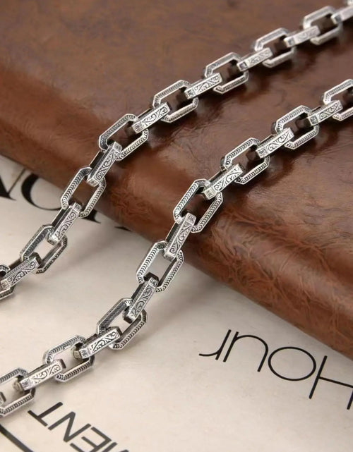 Load image into Gallery viewer, Unisex Street Trend Chunky Chain Necklace, Vintage Trendy Hip Hop Style Chunky Chain Necklace, Chic Jewelry as Gift for Boyfriend &amp; Girlfriend, Cuban Link Chain
