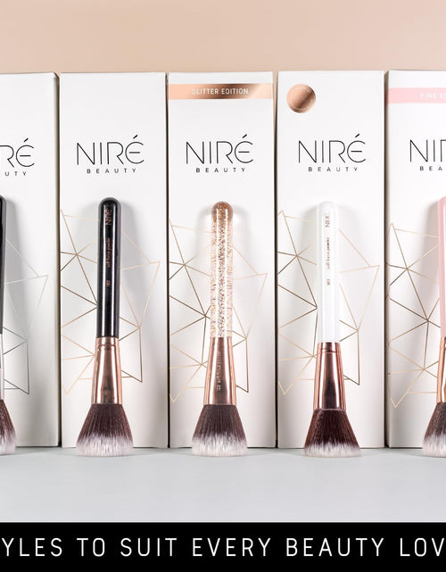 Load image into Gallery viewer, Beauty White 15Piece Award Winning Professional Makeup Brush Set: Vegan Makeup Brushes with Case, Makeup Sponge, Cleaner, Guide, Gift Box

