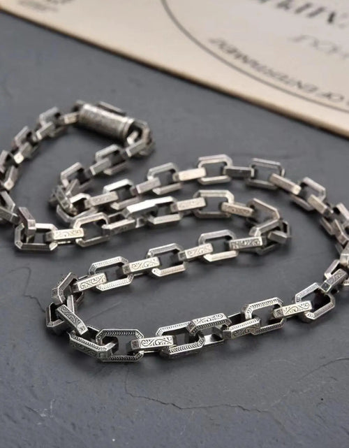 Load image into Gallery viewer, Unisex Street Trend Chunky Chain Necklace, Vintage Trendy Hip Hop Style Chunky Chain Necklace, Chic Jewelry as Gift for Boyfriend &amp; Girlfriend, Cuban Link Chain
